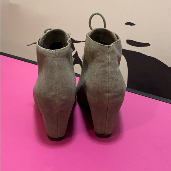 Dolce Vita Suede Wedged Booties - Picture 3 of 6